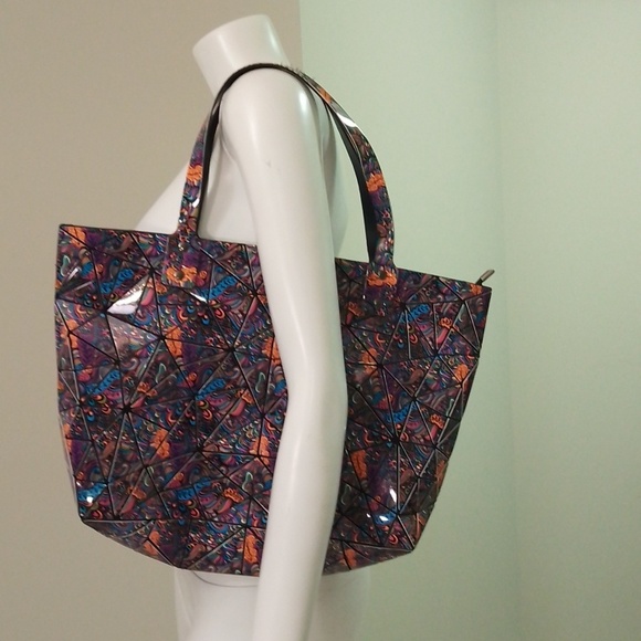 A5 Emilio Pepe abstract tote with geometric shapes - Picture 12 of 13
